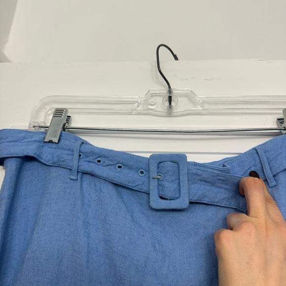 Abercrombie & Fitch Light Blue Linen Skirt w Belt and SHORTS underneath, Size L. - Picture 3 of 7
